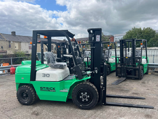 STRICKWORTH SW30 3 TON FORKLIFT TRUCK