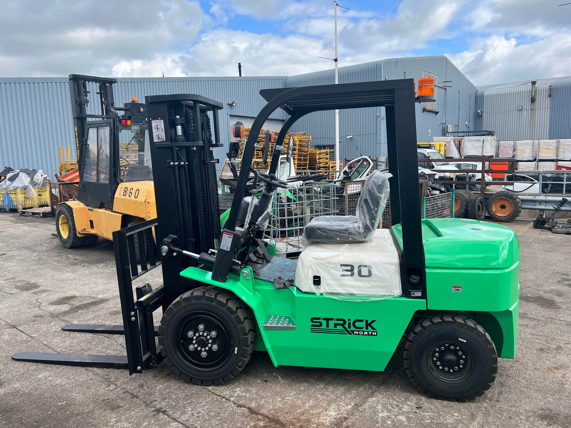 STRICKWORTH SW30 3 TON FORKLIFT TRUCK